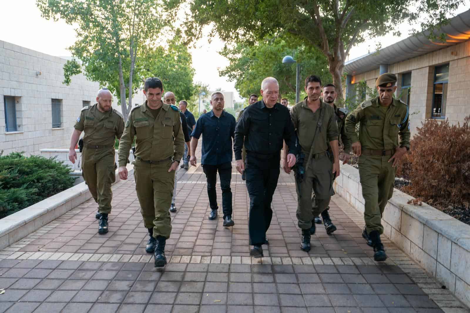 תקשורת שר הביטחן